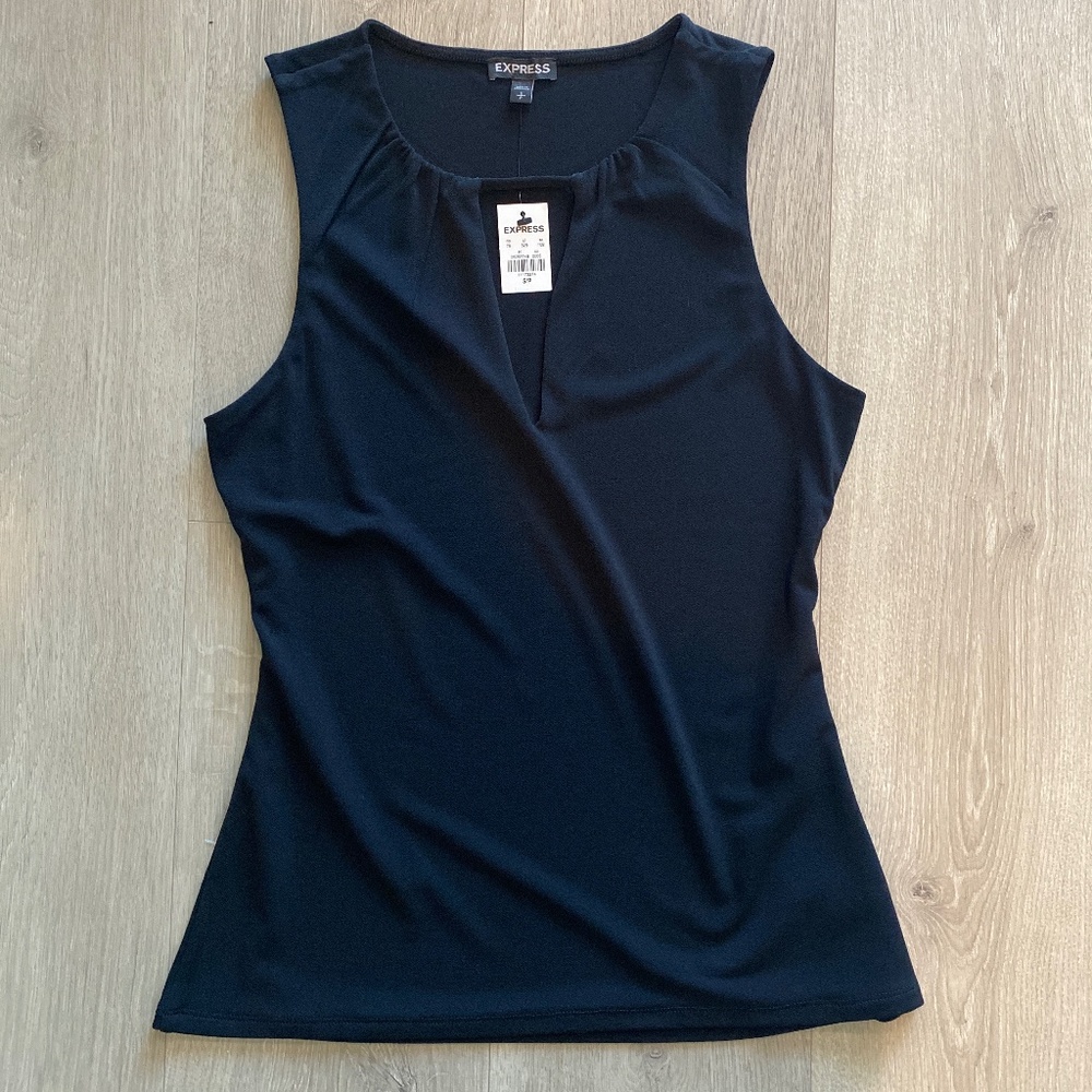 NWT Express Cut Out Tank